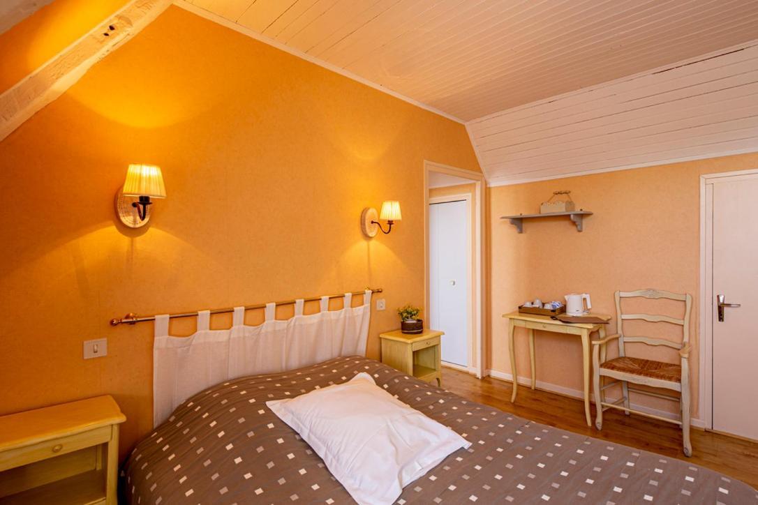 Logis Auberge Du Fel Le Fel Eksteriør billede