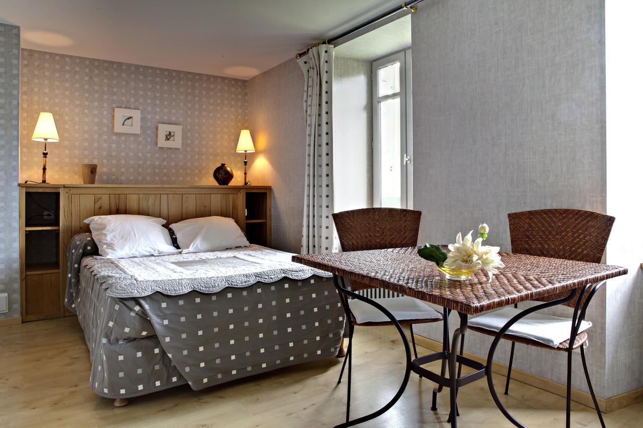 Logis Auberge Du Fel Le Fel Eksteriør billede