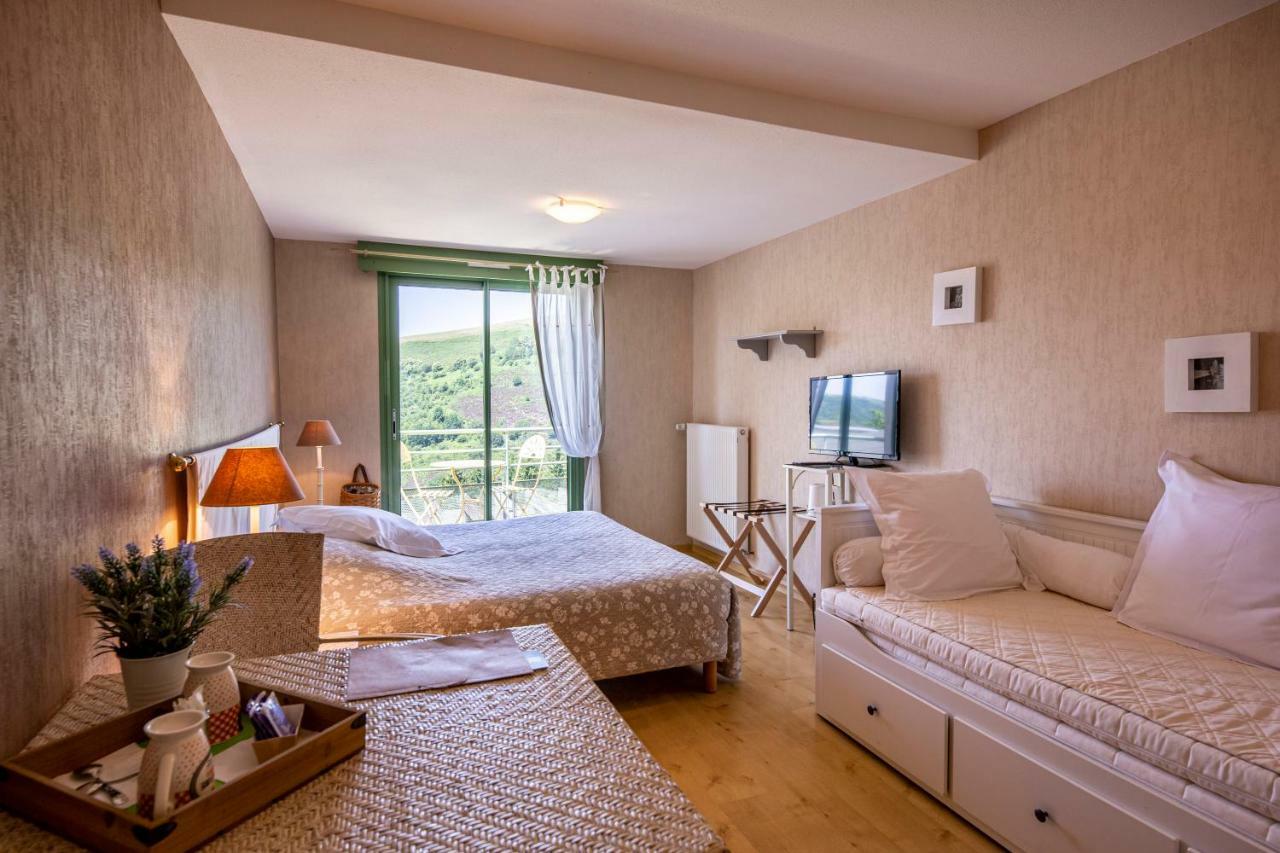 Logis Auberge Du Fel Le Fel Eksteriør billede